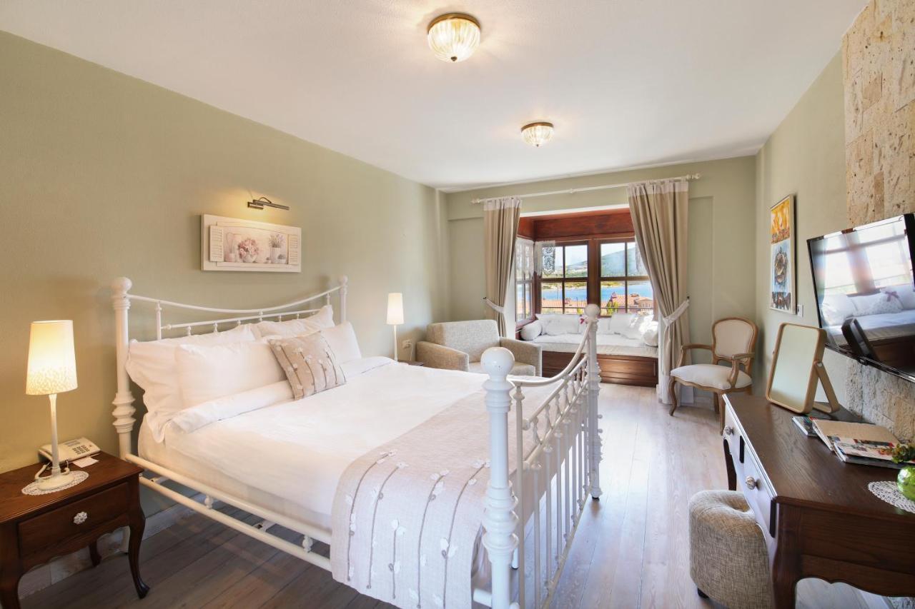 Alacati Kapari Hotel - Special Category Luaran gambar